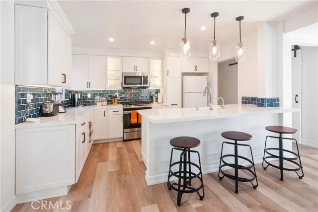 Laguna Beach, CA 92651,2172 Ocean Way