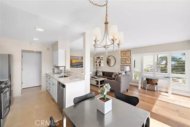 Laguna Beach, CA 92651,21703 Ocean Vista Drive #102