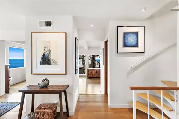 Laguna Beach, CA 92651,683 Alta Vista Way