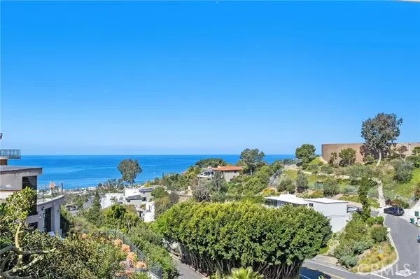 Laguna Beach, CA 92651,901 Summit Drive