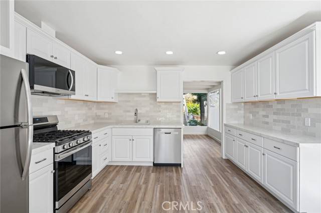 Laguna Beach, CA 92651,295 Wave Street