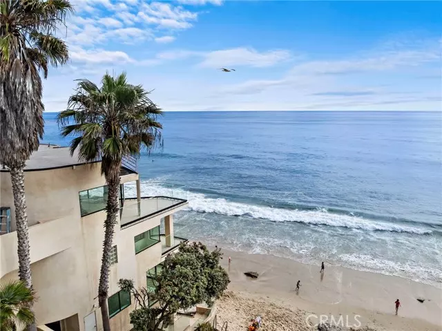 Laguna Beach, CA 92651,715 Ocean Front