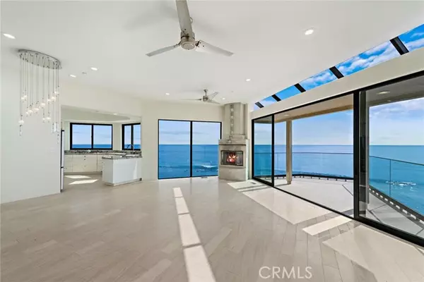 Laguna Beach, CA 92651,715 Ocean Front