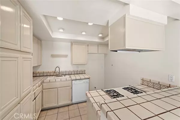 El Segundo, CA 90245,310 W Imperial Avenue #6