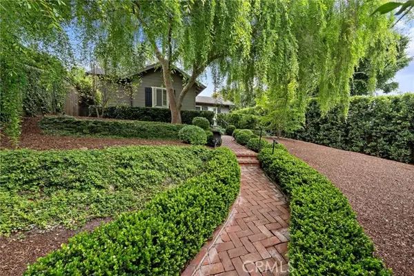 Laguna Beach, CA 92651,475 El Bosque