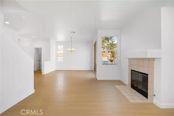 Orange, CA 92869,448 N Londonderry Lane #D