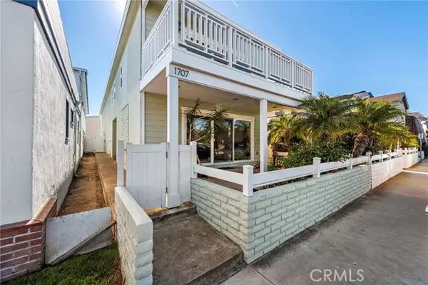 Newport Beach, CA 92663,1707 W Balboa Boulevard #A