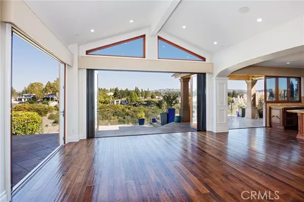 18 Rue Saint Cloud, Newport Beach, CA 92660