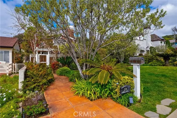 Laguna Beach, CA 92651,334 Locust Street #2