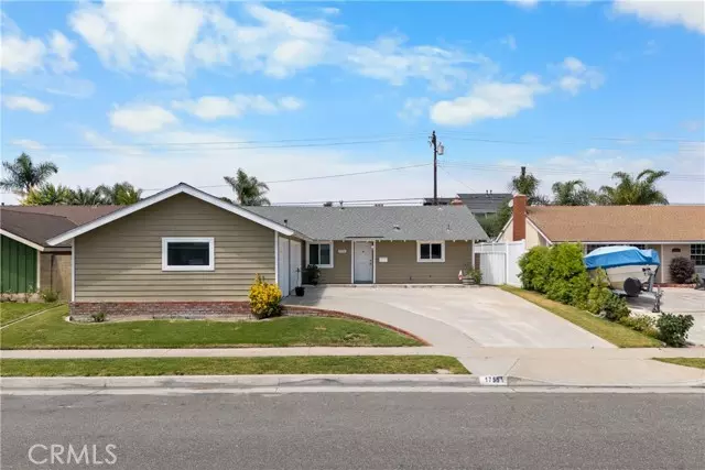 Huntington Beach, CA 92649,17551 Misty Lane