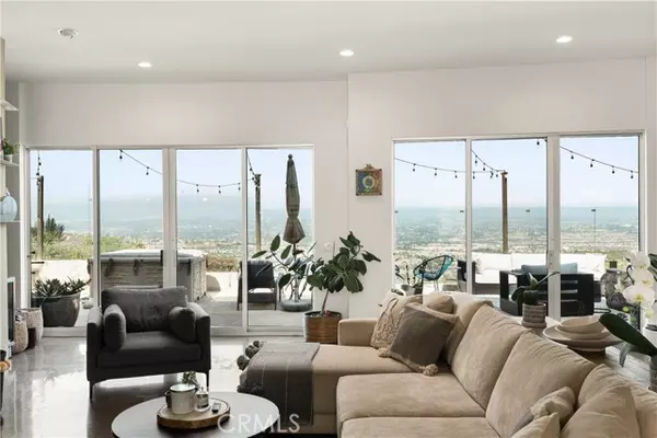 Laguna Beach, CA 92651,3230 Tyrol Drive