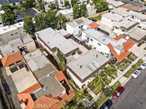Huntington Beach, CA 92647,17661 Van Buren Lane #D