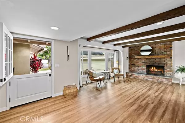 Rossmoor Socal, CA 90720,3082 Rowena Drive