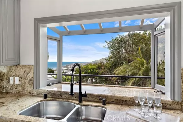 Laguna Beach, CA 92651,866 Coast View Drive