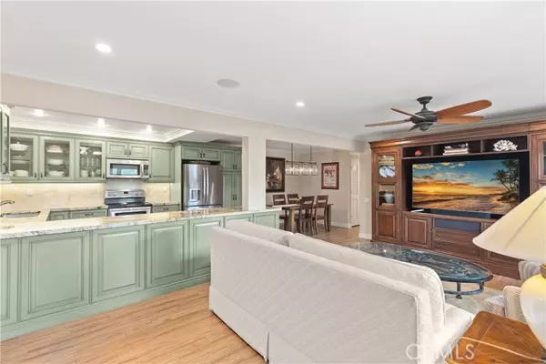 Laguna Woods, CA 92637,3277 San Amadeo #A