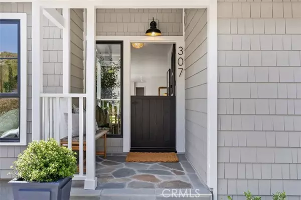 Laguna Beach, CA 92651,307 Emerald Bay