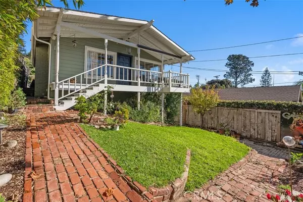 Laguna Beach, CA 92651,31706 Scenic