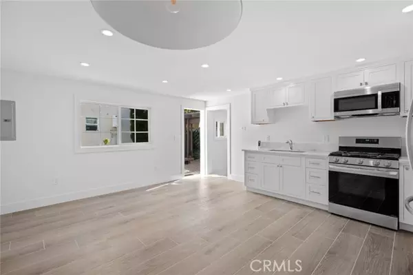 Laguna Beach, CA 92651,372 Jasmine Street