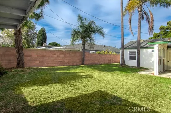 Costa Mesa, CA 92627,999 Oak Street