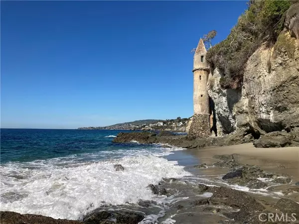 Laguna Beach, CA 92651,162 Sunset Terrace