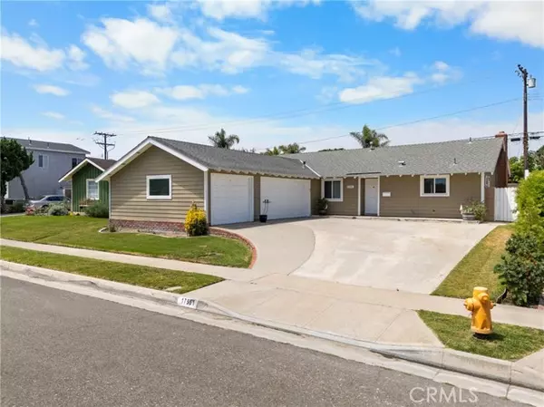 Huntington Beach, CA 92649,17551 Misty