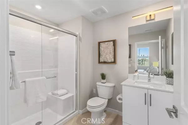 Anaheim, CA 92804,109 S Laxore Street #303