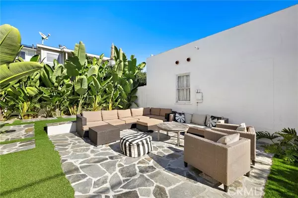 Laguna Beach, CA 92651,226 Chiquita #Upper