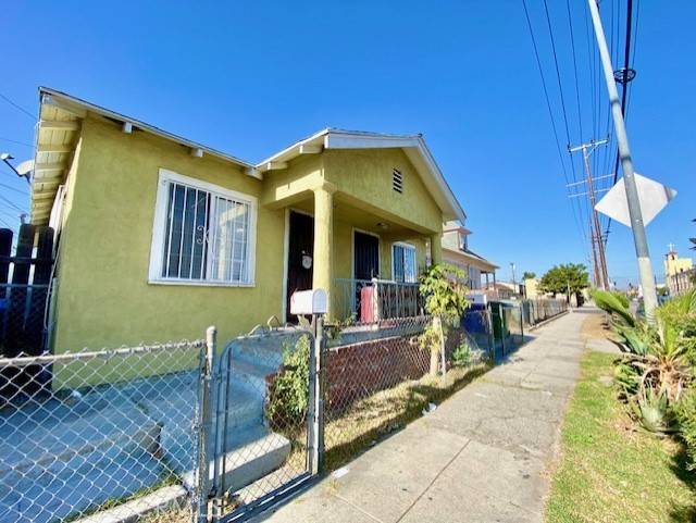 2411 Griffith Avenue, Los Angeles, CA 90011