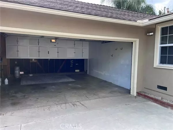 Downey, CA 90241,10219 Hopeland Avenue