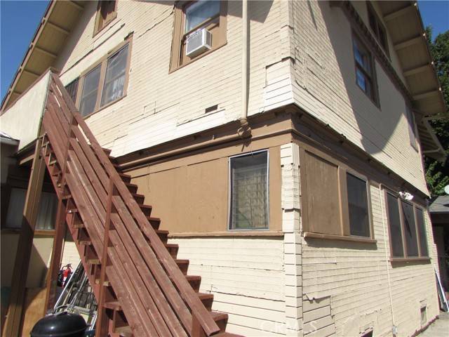 2956 W 15th Street, Los Angeles, CA 90006