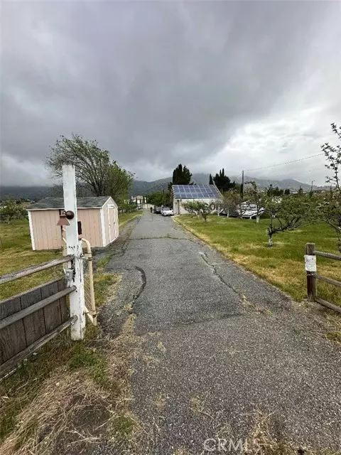 Tehachapi, CA 93561,23171 Woodford Tehachapi Road