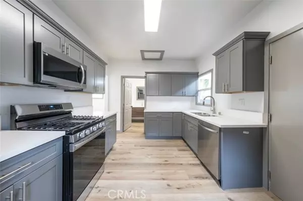 Long Beach, CA 90802,532 W 5th Street