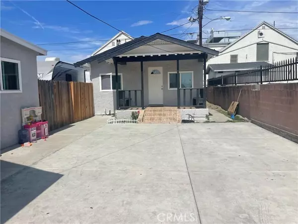 Los Angeles, CA 90011,793 E 47
