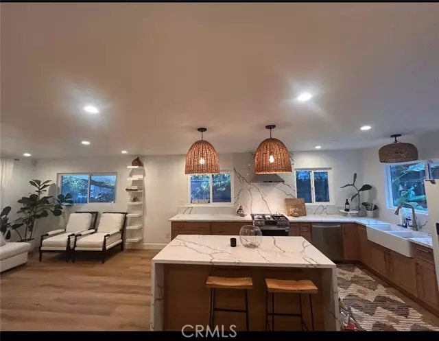 Los Angeles, CA 90042,961 Terrace 49