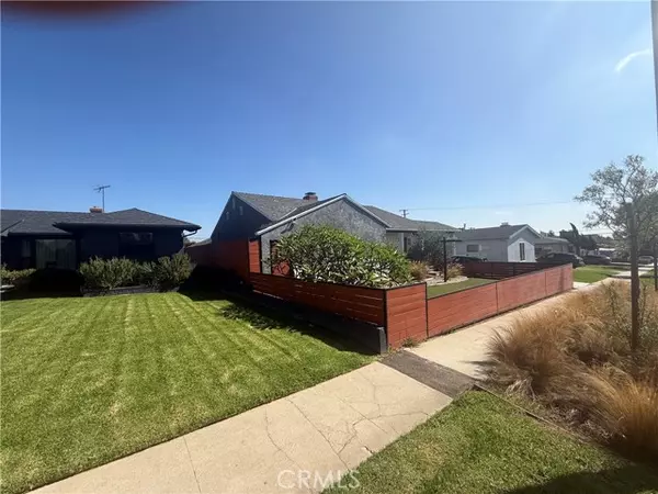 Ladera Heights, CA 90056,6104 S La Cienega