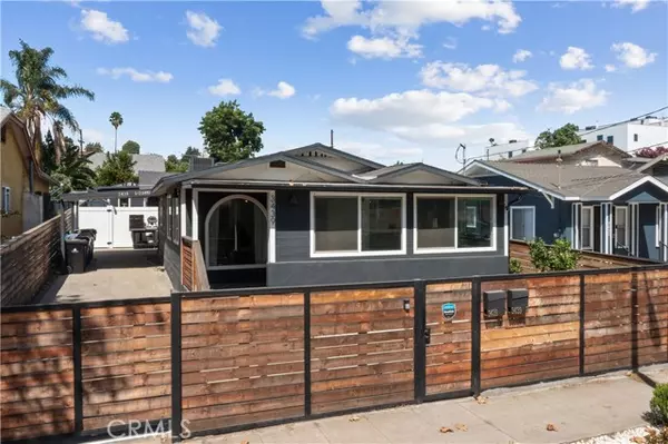 3439 Plata, Los Angeles, CA 90026