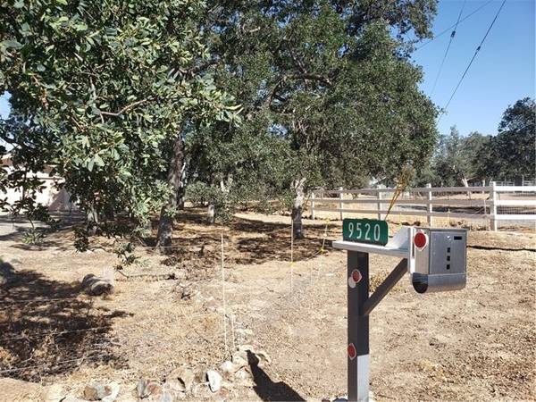 9520 Banderilla Drive, La Grange, CA 95329