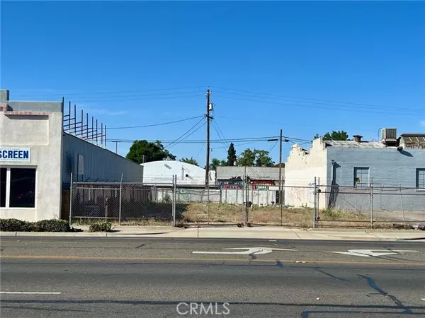 Merced, CA 95340,229 W 16th Street