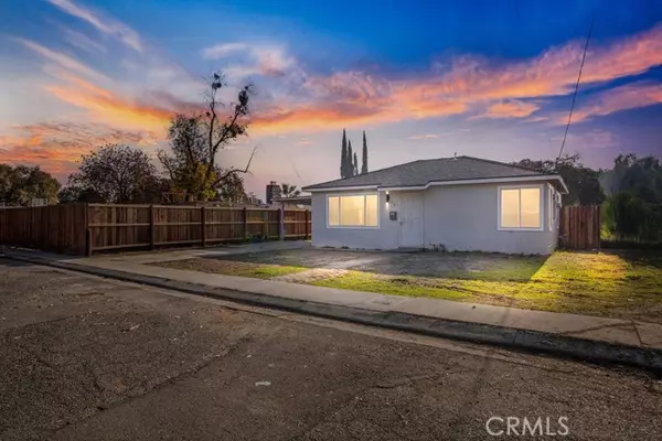 913 W Santa Fe Avenue, Merced, CA 95340