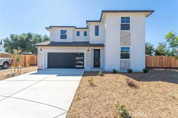 932 Tiffani Court, Oakdale, CA 95361