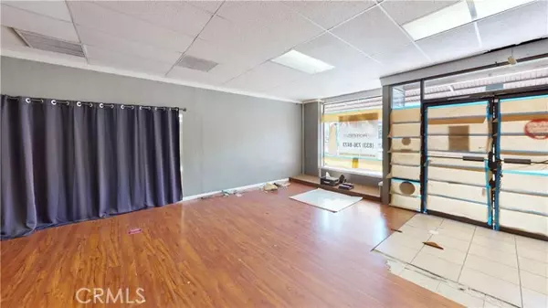 Merced, CA 95340,739 W Main Street