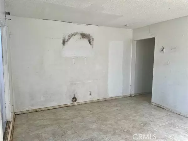 Merced, CA 95340,1017 W Santa Fe Avenue