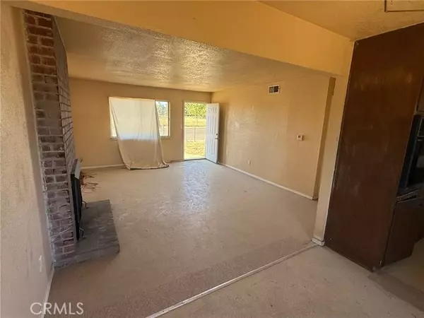 Livingston, CA 95334,1209 Peach Avenue