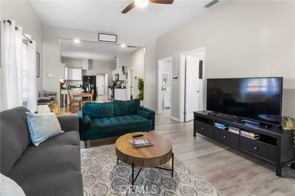 Merced, CA 95340,944 W 18th St