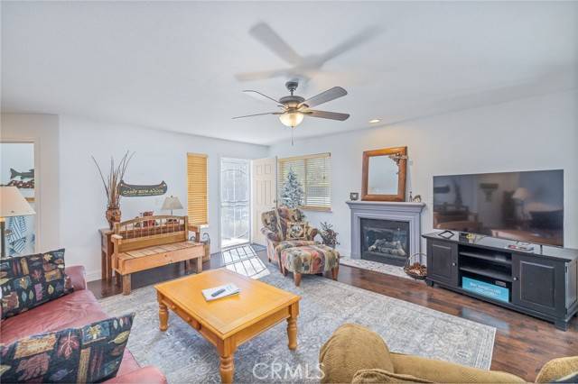 Bass Lake, CA 93604,40485 Road 222 #101