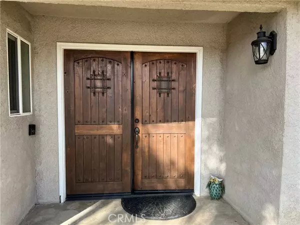 Madera, CA 93637,1077 Pecan