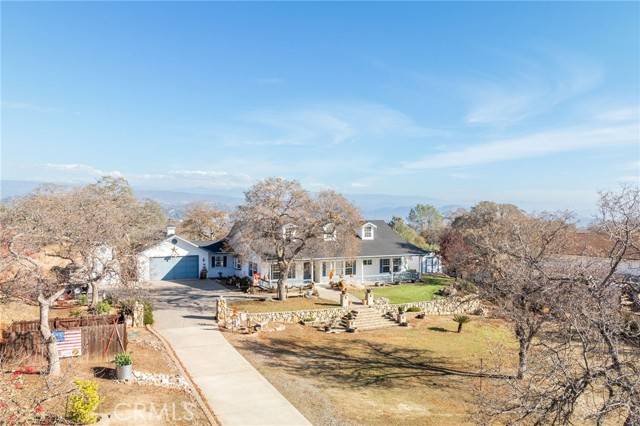 41761 John Muir Drive, Coarsegold, CA 93614