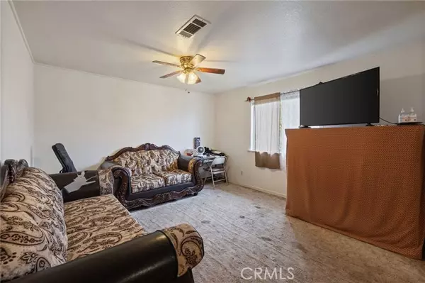 Firebaugh, CA 93622,803 Gomes Drive