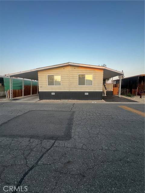 4401 Hughes Lane #148, Bakersfield, CA 93304