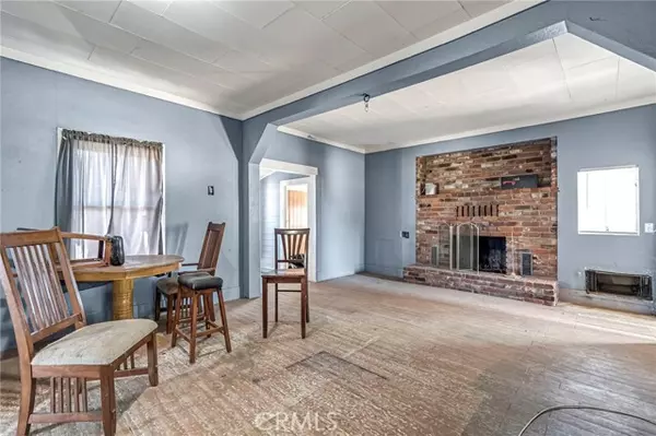 Clovis, CA 93611,760 Sunnyside Avenue